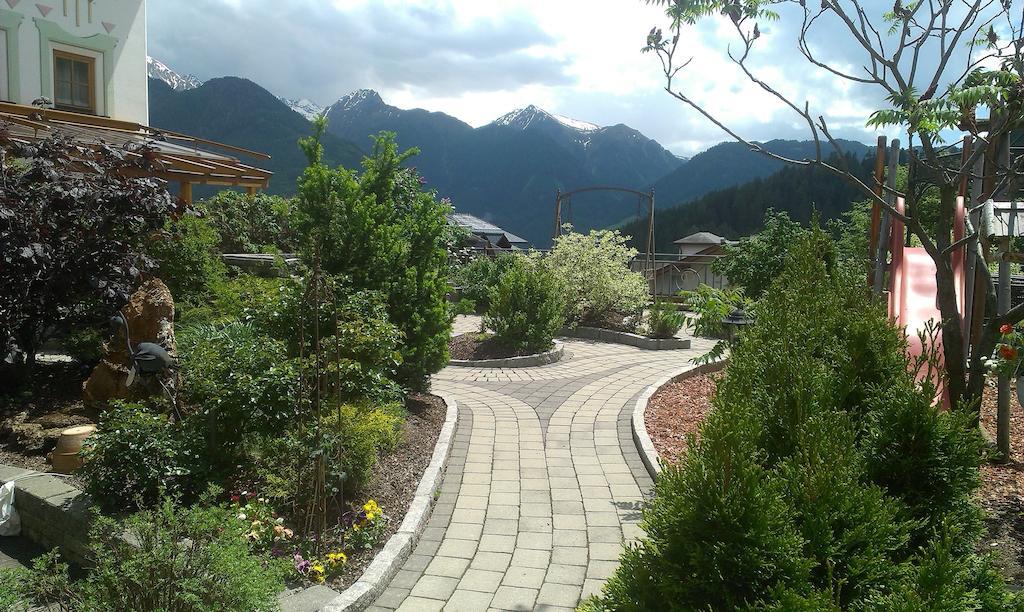 Hotel Garni Romantika Serfaus Εξωτερικό φωτογραφία